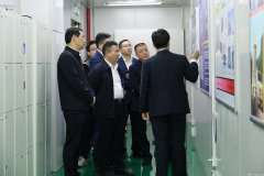 宜春市电子信息产业链招商小分队莅临乐鱼·官方端网站-乐鱼online(中国)参观调研
